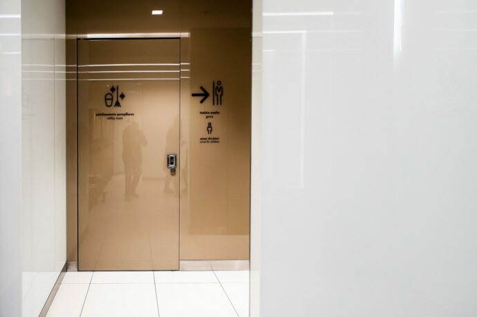 Grafika z wpisu Drzwi wahadłowe